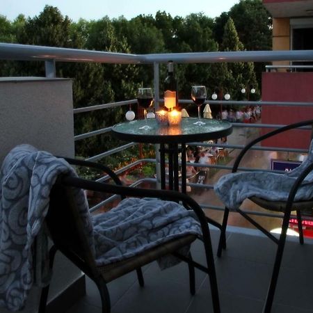 Aqua City Apartman Hajdúszoboszló Esterno foto