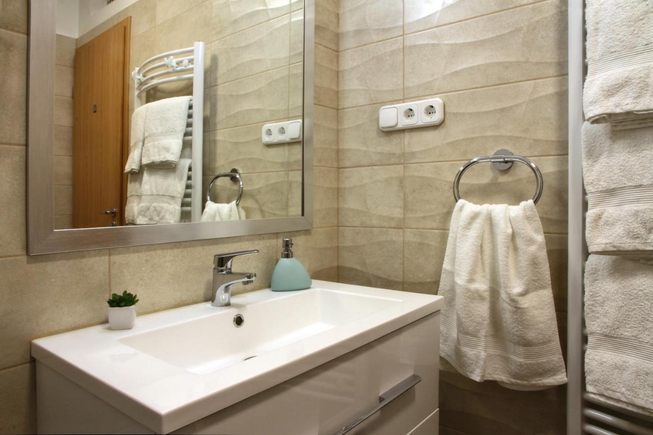 Aqua City Apartman Hajdúszoboszló Esterno foto